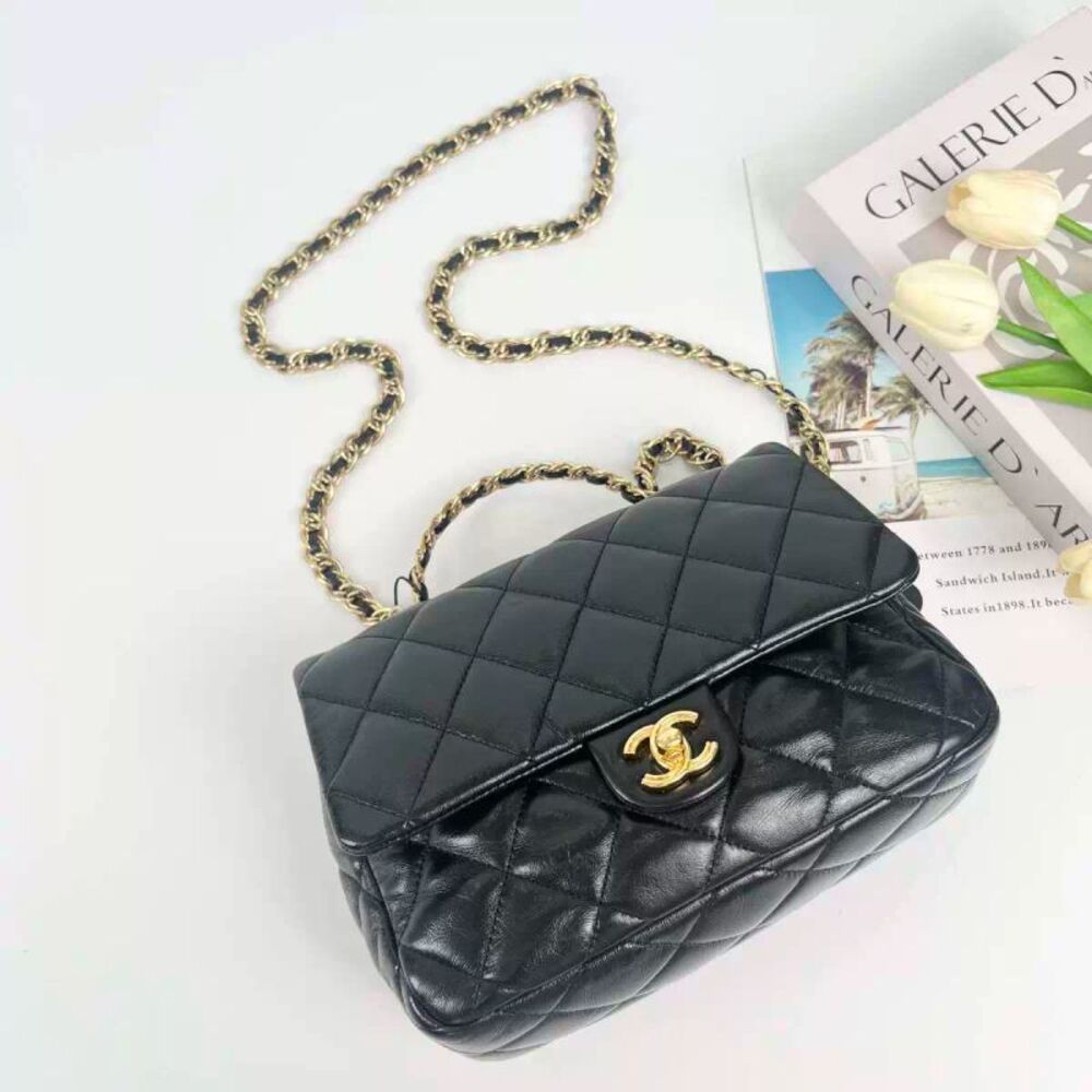 Chanel Women Pre-Loved Bag Very Good Condition
